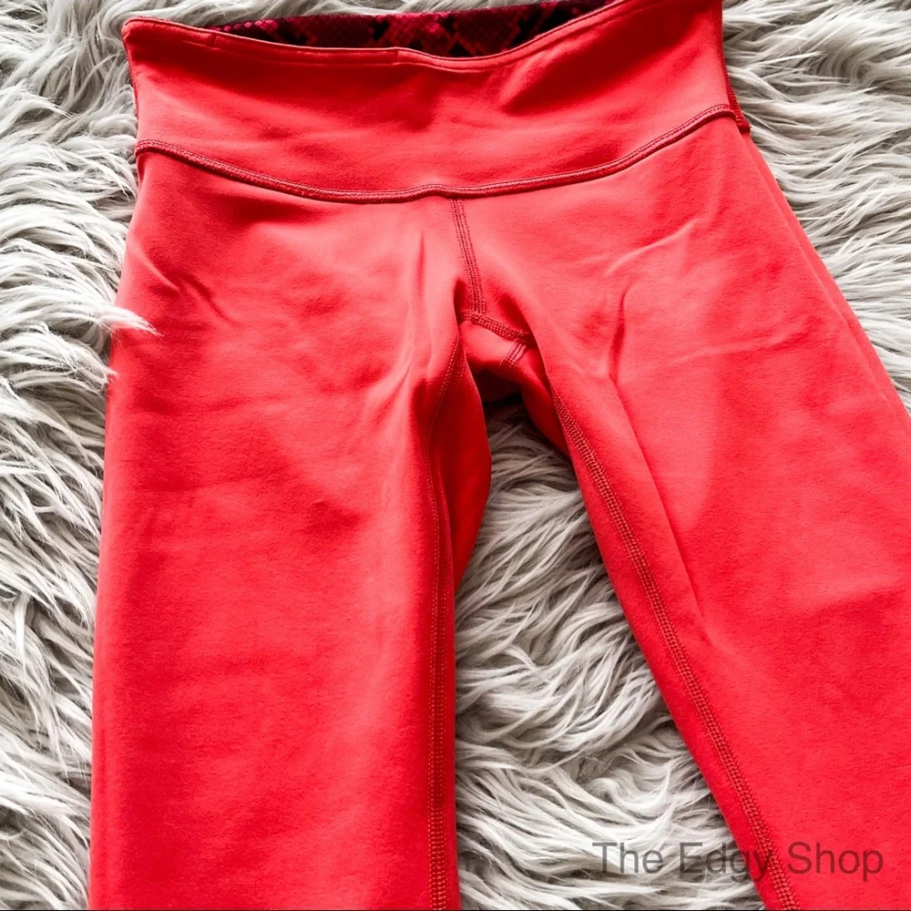 lululemon athletica | Wunder Under Crop Reversible Cranberry / Alarming - Picture 8 of 13